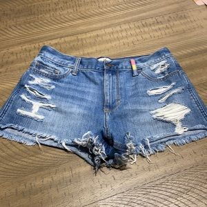 Hollister high waist distressed jean shorts 11/30